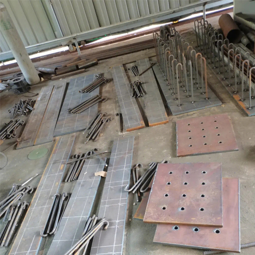 有哪些其他因素会影响玉林预埋件位置的确定？